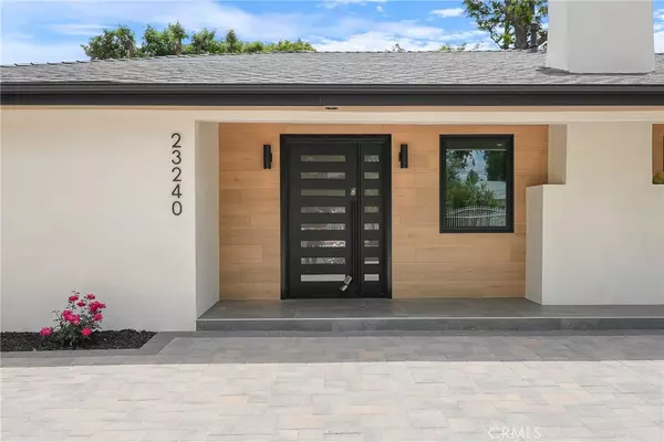Woodland Hills, CA 91367,23240 Leonora DR