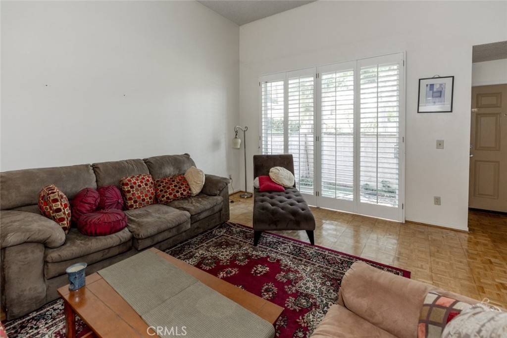 Reseda, CA 91335,19545 Sherman WAY #66