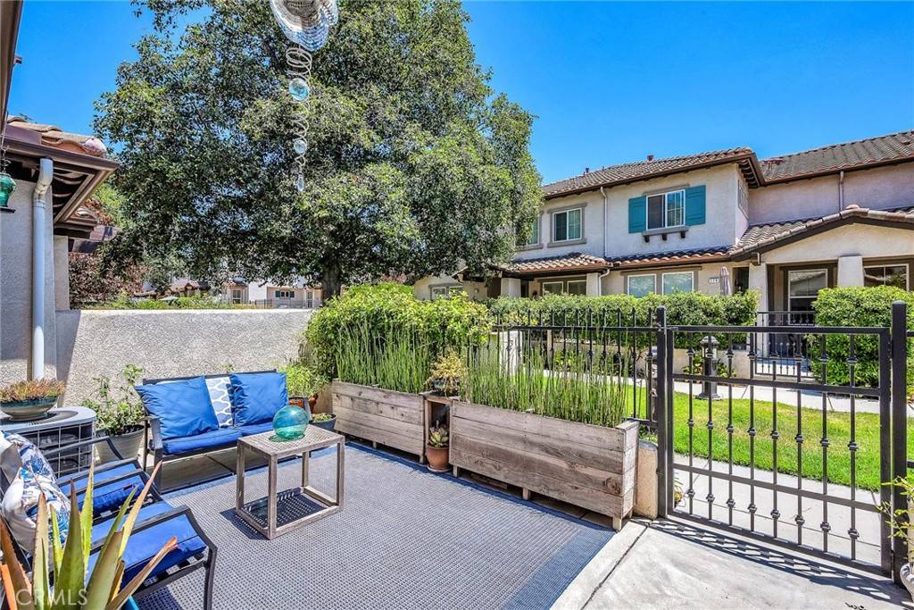 Newbury Park, CA 91320,154 Via Katrina