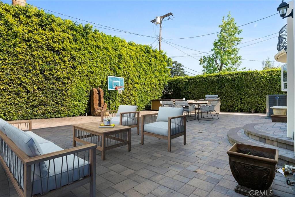 Sherman Oaks, CA 91403,4818 Lemona AVE