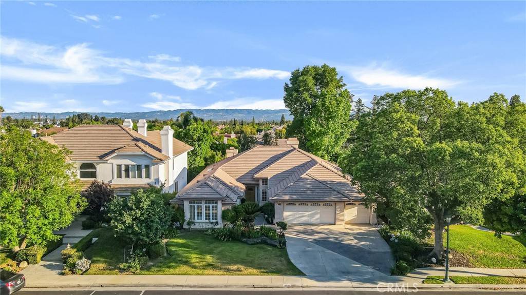 18830 Beechtree LN, Porter Ranch, CA 91326