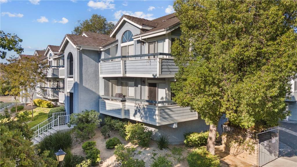 26964 Flo LN #324, Canyon Country, CA 91351
