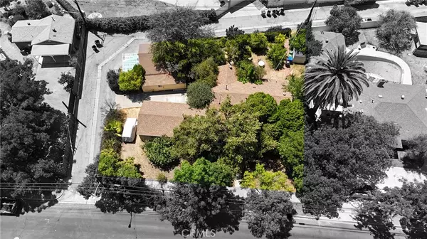 Tarzana, CA 91356,19138 Topham ST