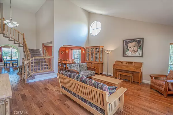 Saugus, CA 91390,20171 Zimmerman PL