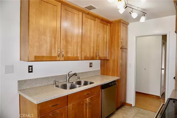 Ventura, CA 93003,3700 Dean DR #3508
