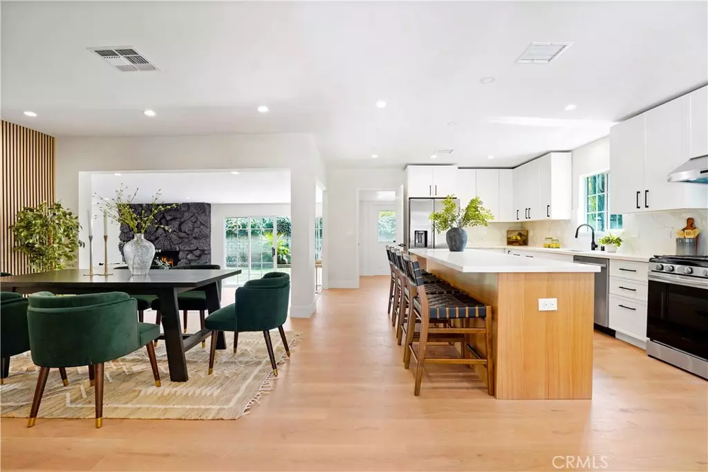 Tarzana, CA 91335,18324 Sylvan ST
