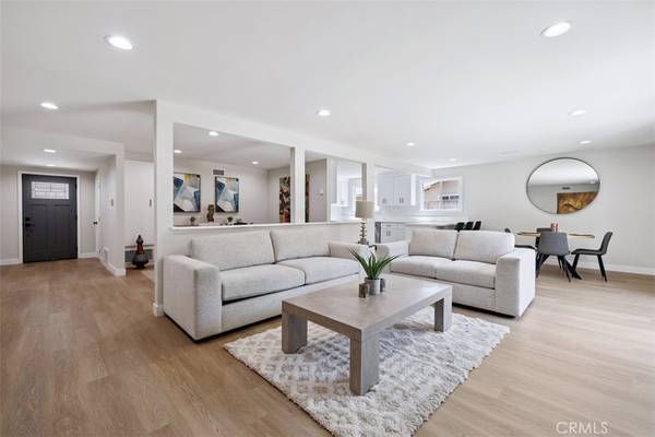 5704 Katherine ST, Simi Valley, CA 93063