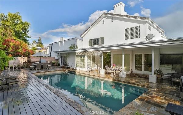 4575 De Celis PL, Encino, CA 91436