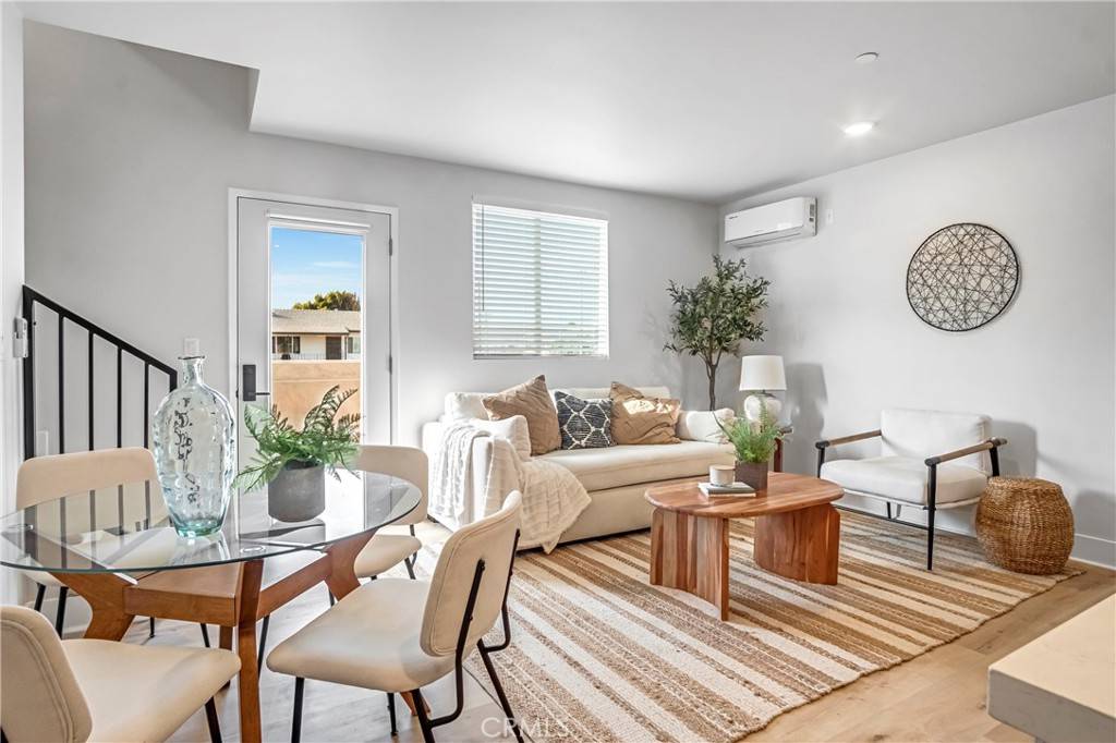 10035 S Western AVE #103, Los Angeles, CA 90047