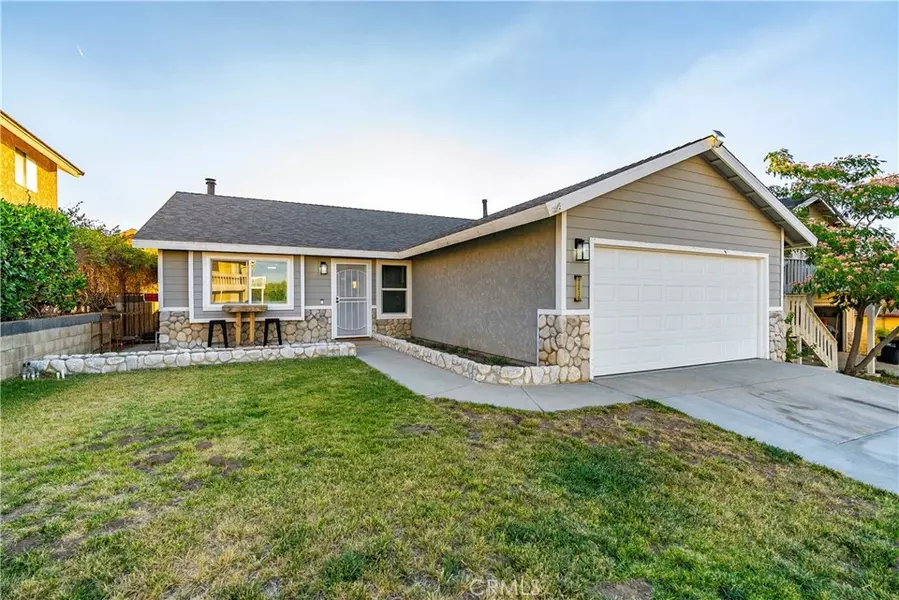 42635 Pinecliff ST, Lake Hughes, CA 93532