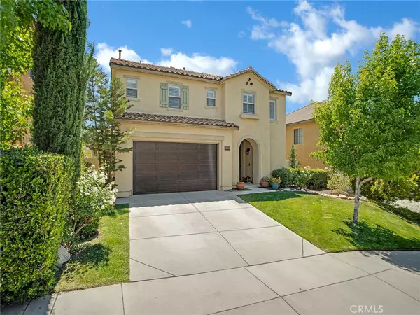 27027 Mountain Willow LN, Canyon Country, CA 91387