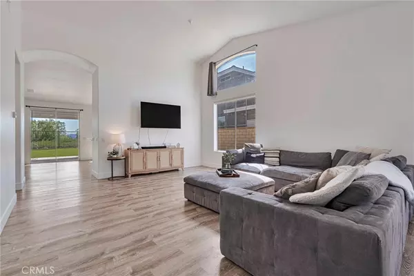 Canyon Country, CA 91387,14310 Platt CT