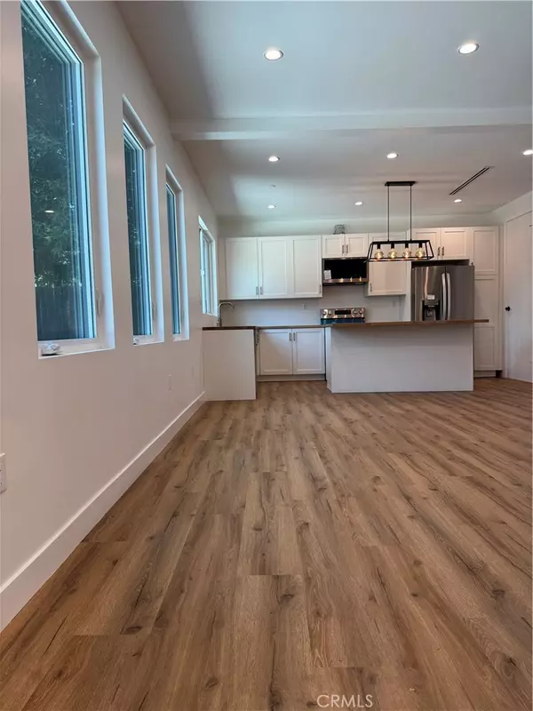 Encino, CA 91316,17457 Bullock ST