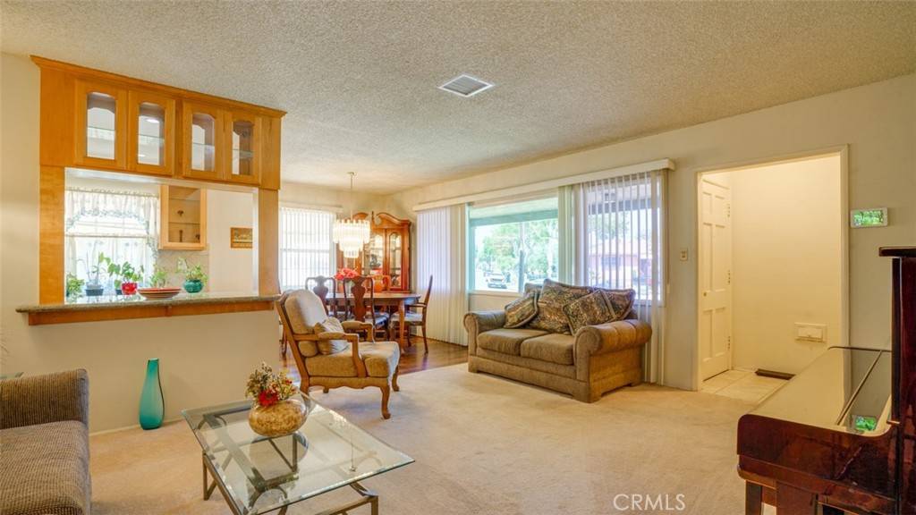 Inglewood, CA 90303,11608 Lemoli AVE
