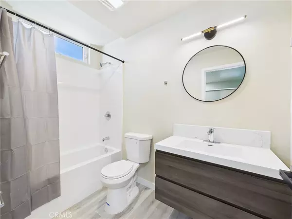 North Hills, CA 91343,8457 Langdon