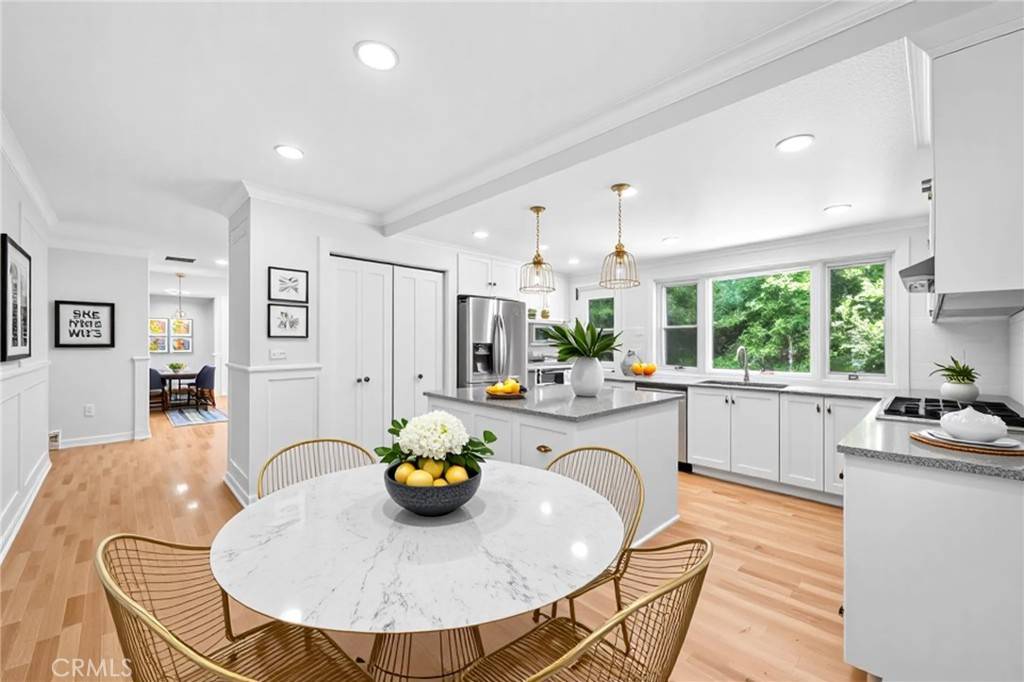 Westlake Village, CA 91361,1683 Camberwell PL
