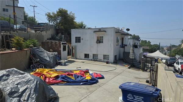 Los Angeles, CA 90063,1022 Geraghty AVE