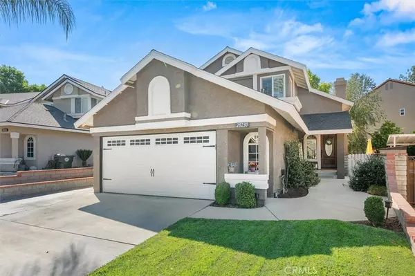 28230 Evergreen LN, Saugus, CA 91390