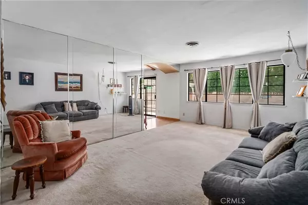 Lancaster, CA 93536,2638 W Avenue J8