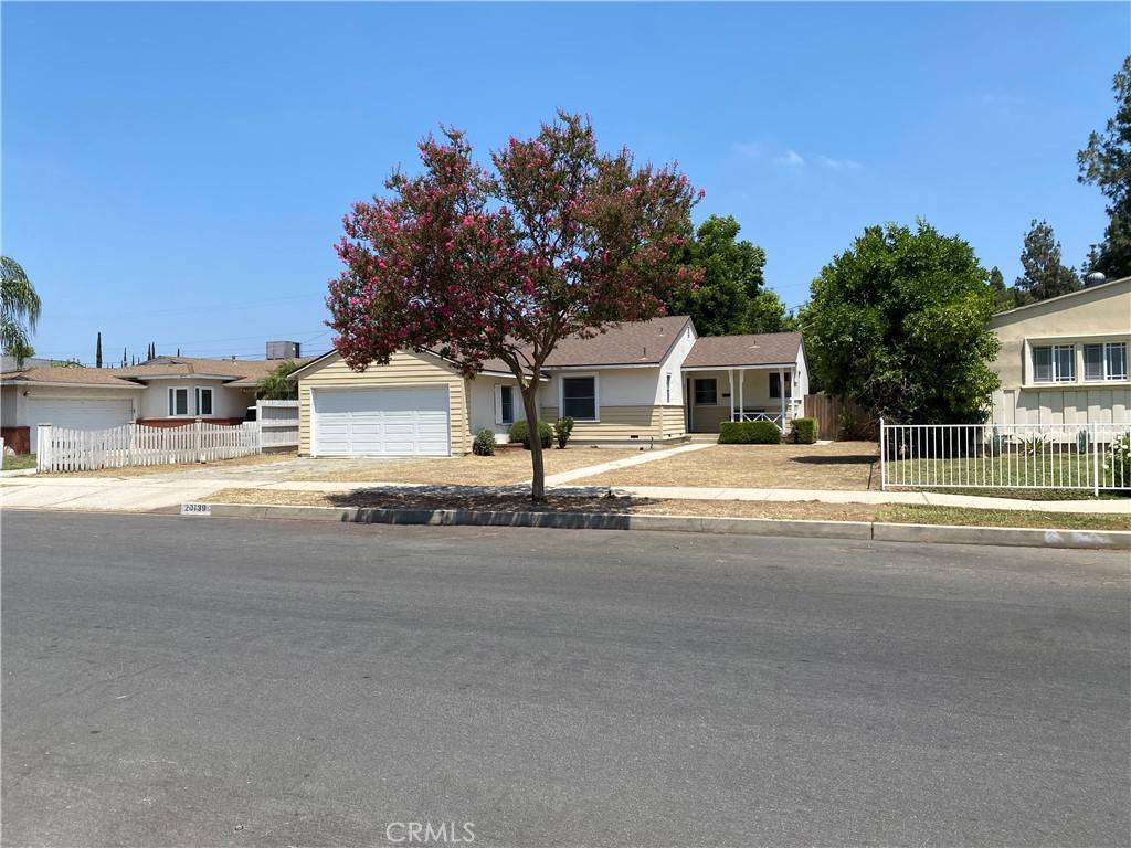 Winnetka, CA 91306,20139 Hartland St