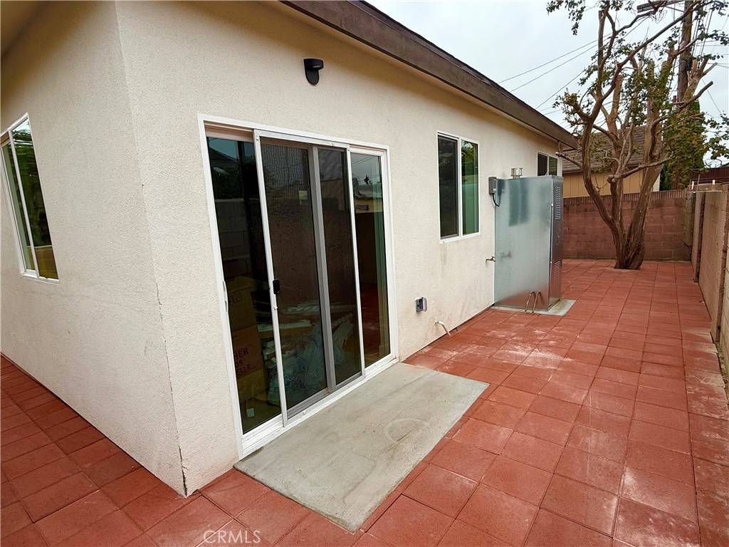 Los Angeles, CA 90062,3875 1/2 S Van Ness AVE