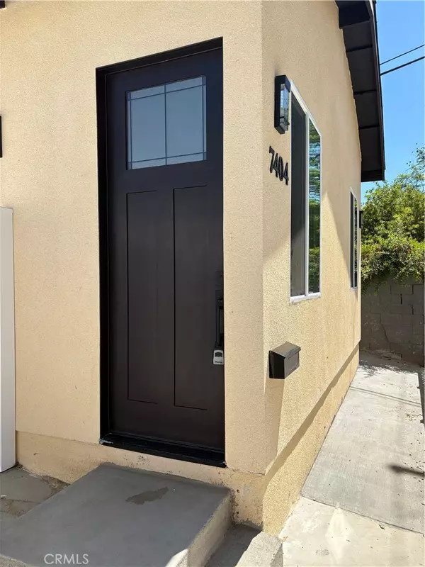 Winnetka, CA 91306,7404 Hatillo AVE