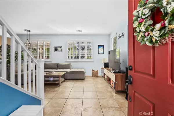 Valencia, CA 91354,27795 Summer Grove PL #PJ