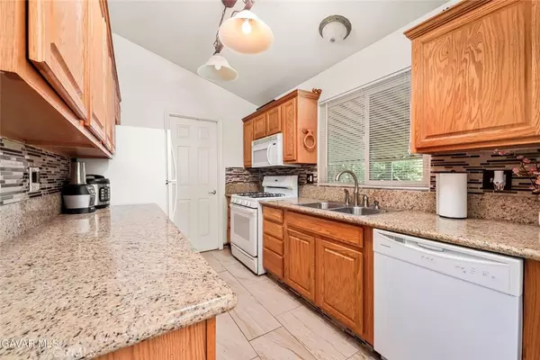 Palmdale, CA 93551,40701 Rancho Vista BLVD #142