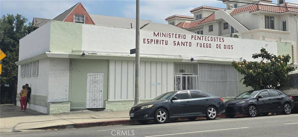 Los Angeles, CA 90007,1591 W Adams BLVD