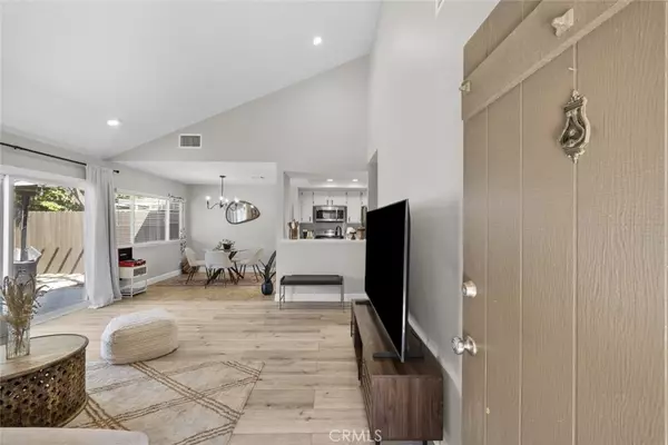 Simi Valley, CA 93065,2019 Covington AVE