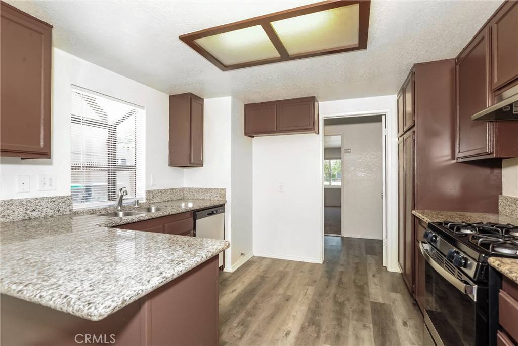 Lancaster, CA 93535,1115 E Avenue J6