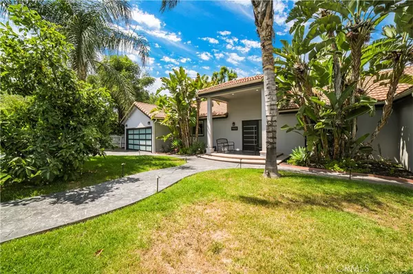 Tarzana, CA 91356,19405 Collier ST