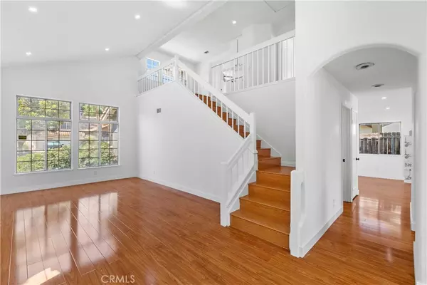 Corona, CA 92879,713 San Benito LN