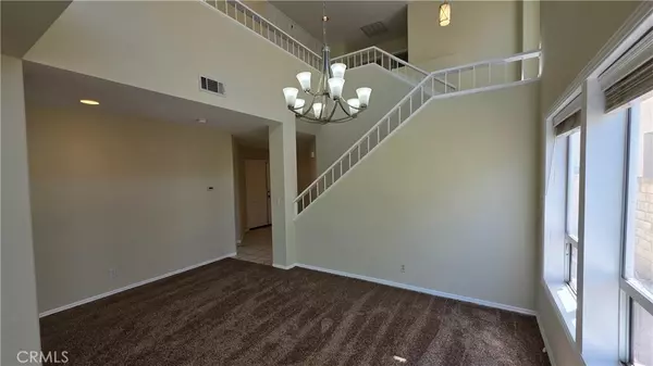 Newhall, CA 91321,19431 San Marino CT