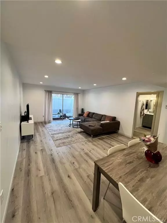 10331 Lindley AVE #120, Porter Ranch, CA 91326