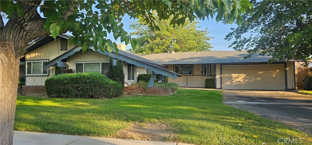 1236 J4 AVE, Lancaster, CA 93535