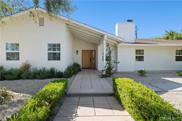 1543 Norwich AVE, Thousand Oaks, CA 91360