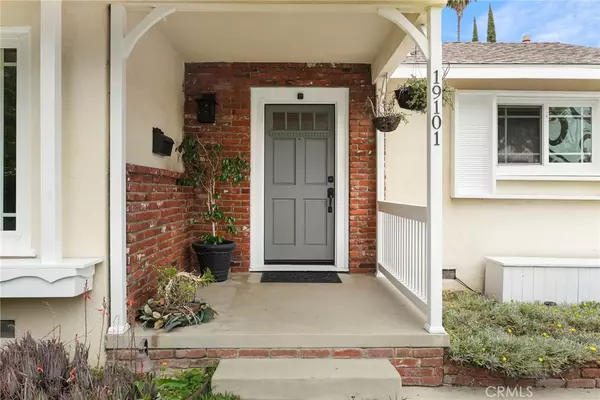 Tarzana, CA 91335,19101 Sylvan ST
