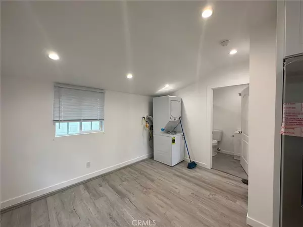 Reseda, CA 91335,7016 Bertrand AVE