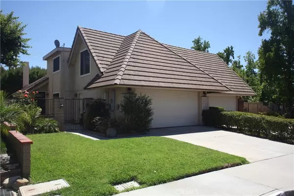 27104 Rio Prado DR, Valencia, CA 91354