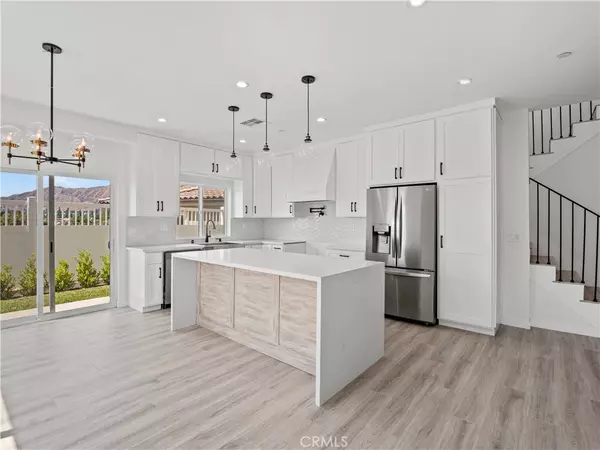 Sylmar, CA 91342,12519 Haleh LN