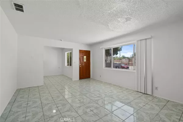Palmdale, CA 93550,329 E Avenue R7