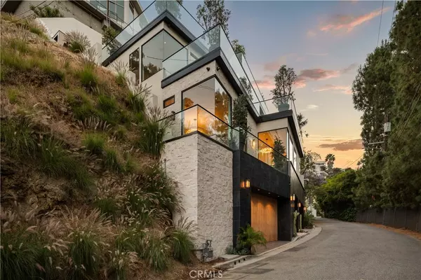 1955 Curson PL, Los Angeles, CA 90046