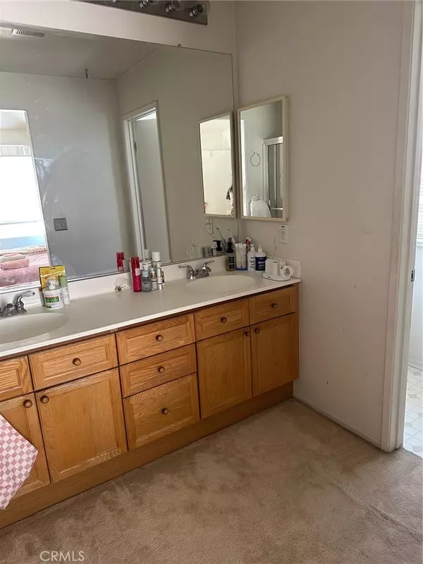 Castaic, CA 91384,27623 Morning Glory PL