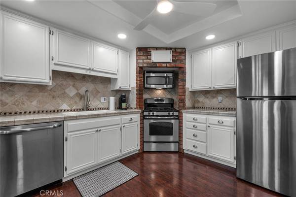 Thousand Oaks, CA 91360,2655 Calle Abedul