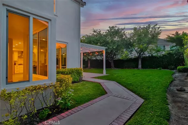 Westlake Village, CA 91361,2505 Peachwood PL