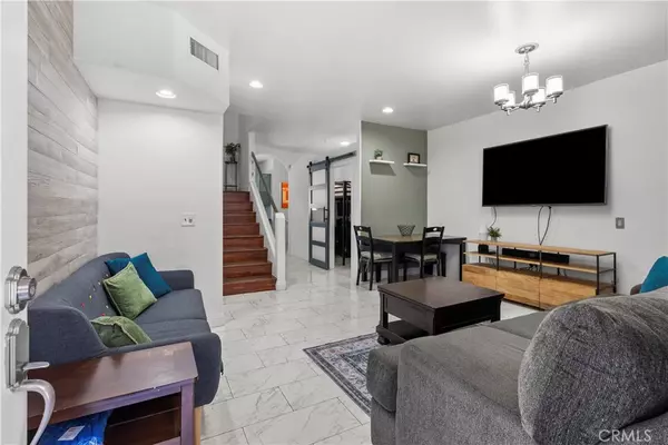 Reseda, CA 91335,18347 Saticoy ST #24