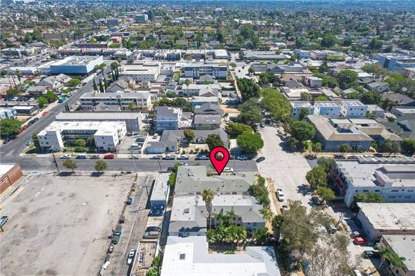 Los Angeles, CA 90019,2367 W 18th ST