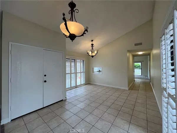 Simi Valley, CA 93065,921 Catlin ST