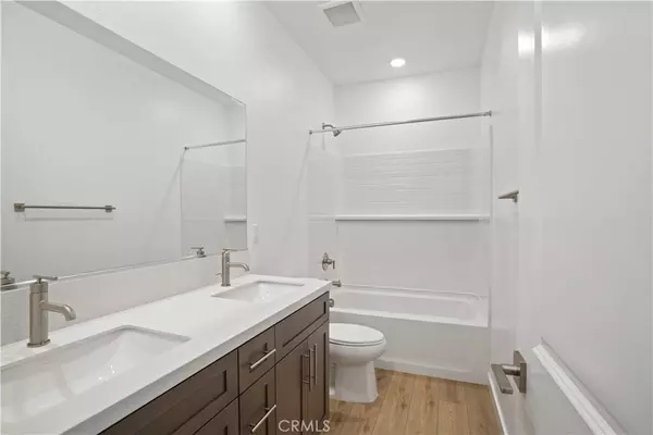 Lancaster, CA 93535,3254 Garnet LN